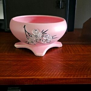 vintage McCoy Pottery Planter Bowl, specifically from their Springwood line
